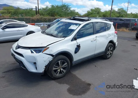 2018 Toyota Rav4 Adventure/Xle из США, поврежденный, VIN JTMWFREVXJJ734979